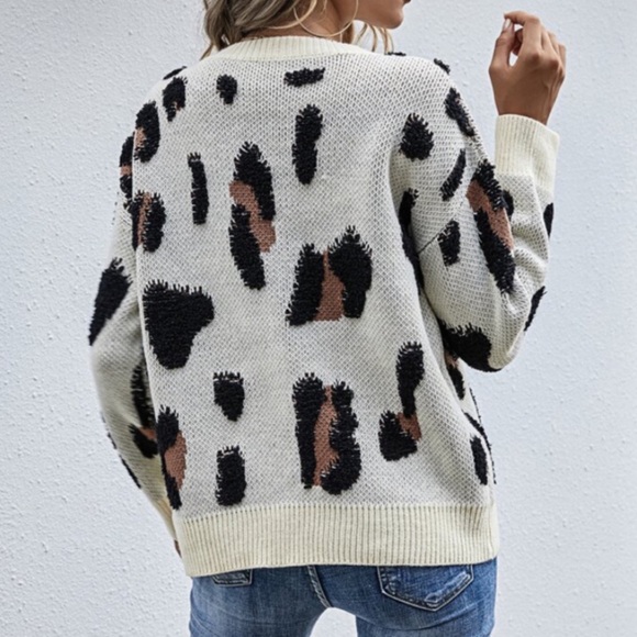 Leopard Ivory Drop Shoulder Crew Neck Sweater - Picture 3 of 7